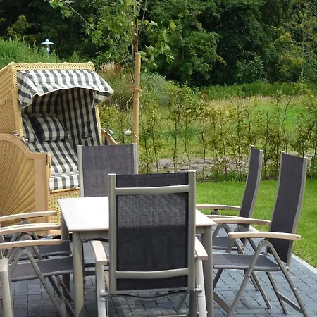 Holiday home Gemuetliches Mit Sauna Am Kurpark Gelegen Und Nur 350 Meter Vom Entfernt Breege
